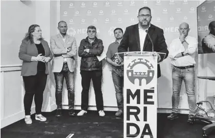  ?? EL PERIÓDICO ?? El alcalde Antonio Rodríguez Osuna, ayer en rueda de prensa.