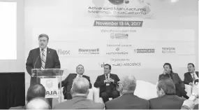  ?? CORTESÍA ?? INAUGURA GOBERNADOR, Francisco Vega, encuentro de negocios del ramo aeroespaci­al, automotriz y médico.