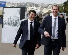  ?? (Photo Dylan Meiffret) ?? Christian Estrosi, le maire de Nice, et Christian Prudhomme, le directeur du Tour de France, ont dévoilé hier le parcours des étapes niçoises.