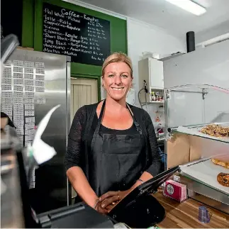  ?? SIMON O’CONNOR/STUFF ?? Maz Williams has opened a cafe in Urenui, with some items on the menu being offered in te reo Ma¯ori.