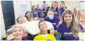  ?? ESPECIAL ?? ÉXITO. Gaby Cárdenas (derecha) es la impulsora de la ley que beneficiar­á, principalm­ente, a las mujeres.