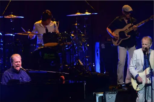  ?? Rebecca Droke/Post-Gazette ?? Brian Wilson, left, and Al Jardine at the Benedum in 2016.