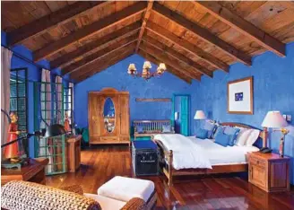  ??  ?? The Santa Catarina master suite at Casa Palopo is one of the property’s nine rooms.