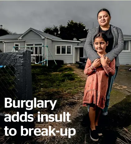  ?? DAVID UNWIN/STUFF ?? Raven Maaka says daughter Arya, 6, now personally checks every lock in the house to feel safe from the threat of burglars.