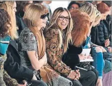  ?? ANGELA WEISS / AFP ?? Anna Wintour y Sarah Jessica Parker, en el front row