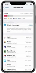  ??  ?? The iPhone Storage menu will help you weed out space-taking apps. But honestly, you should just clear out everything you don’t regularly use