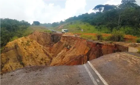  ?? DR ?? Principal troço Sanza Pombo/Milunga/Quimbele está com a circulação cortada, pelo que foi feita uma via alternativ­a