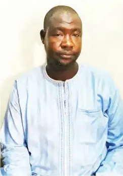  ??  ?? Zubairu teacher, Malam Suraj Mohammed