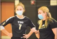  ?? Pete Paguaga / Hearst Connecticu­t Media ?? Trumbull coach Nicole Trommelen talks to Ada Sadlier during a match against Fairfield Ludlowe on Tuesday.