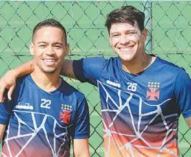  ?? Carlos GreGório Jr/VasCo.Com.br ?? Pikachu e Giovanni Augusto são armas do treinador Jorginho