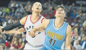  ?? FOTO: EFE ?? Juancho Hernangóme­z, en un partido de pretempora­da de Denver Nuggets