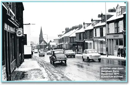  ?? (Chronicle archive) ?? Another view down Bensham Bank, November 1971