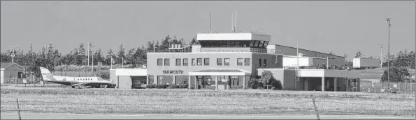  ?? Tina coMeau ?? The Yarmouth airport.