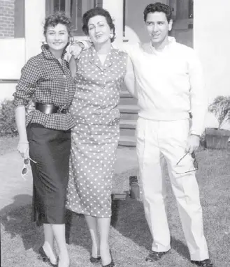  ?? ?? Maurice with his mother Mary and sister Olivia