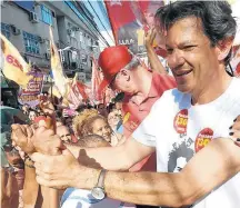  ?? WILTON JUNIOR/ESTADÃO ?? Rio. Fernando Haddad faz campanha em Duque de Caxias