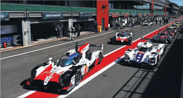  ??  ?? PREPARADO. El Toyota número ocho, pilotado por Fernando Alonso, Buemi y Nakajima, sale desde la primera posición de parrilla en las 6 Horas de Spa.