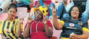  ?? Picture: BRIAN WITBOOI ?? AMAKHOSI FOR LIFE: Kaizer Chiefs fans from left, Phila Qasha, Nosipho Mgoqi and Nontlantla Mbatha supported the Glamour Boys who faced off against Chippa United last Saturday at the Nelson Mandela Bay Stadium