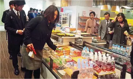  ?? — Photos: IVY SOON/The Star ?? Itochu Corporatio­n provides free breakfast for employees who work before 8am to encourage them to start early so that they could go home earlier to be with their family.