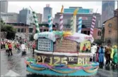  ?? PICTURE: NOMAZWE BUKULA ?? BIRTHDAY CITY: A float to mark Joburg’s 125-year anniversar­y in the carnival on New Year’s Eve.