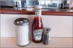  ?? TIMES GEORGE M GUTIERREZ/THE NEW YORK ?? Heinz ketchup at a New Jersey diner.