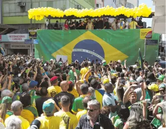  ?? REUTERS ?? Bolsonaro inició su campaña en el mismo sitio donde fue apuñalado en 2018