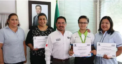  ?? ESPECIAL ?? Andrés Zorrilla resaltó los logros de Ana Camila Cuevas, ganadora de Olimpiada Infantil 2018.