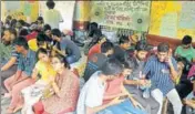  ?? SAMIR JANA/HT PHOTO ?? Jadavpur university students on hunger strike.