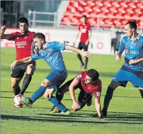  ?? FOTO: ENRIQUE TRUCHUELO ?? Vuelven de vacío El Barakaldo no logró sumar nada en Miranda de Ebro