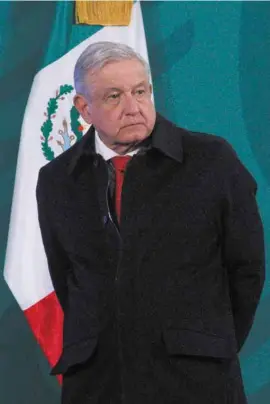  ??  ?? RECLAMO.
El presidente López Obrador, ayer, en Palacio Nacional.