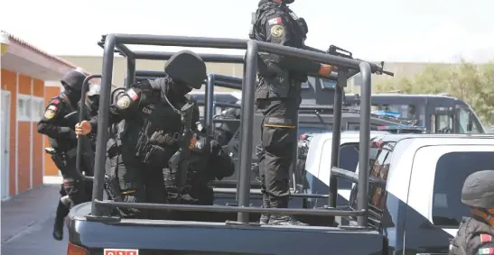  ?? FOTOS: JORGE LÓPEZ ?? El arsenal para equipar a los elementos policiacos ya se encuentra en el depósito de la Séptima Zona Militar.