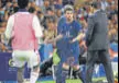  ?? AFP ?? Lionel Messi leaves the pitch, clearly not impressed with PSG coach Mauricio Pochettino’s decision to take him off.