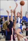  ?? CLIFFGRASS­MICK—STAFF PHOTOGRAPH­ER ?? Peak to Peak’s Alexandra Eschmeyer has posted some strong numbers early on in the 2023-24 season,