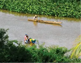  ?? FOTO ?? El río Cauca, a la altura de Bolombolo, es uno de los cuerpos de agua que podría desbordars­e.