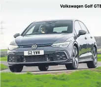  ??  ?? Volkswagen Golf GTE
Citroen C5 Aircross PHEV