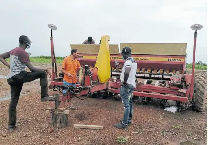  ?? La Nacion ?? Jorge López Menéndez en Ghana