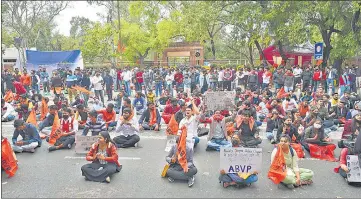  ?? AMAL KS/HT PHOTO ?? Several students outfits have been protesting at North Campus, demanding reopening of DU for offline classes.