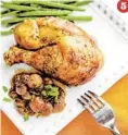  ??  ?? Serve the chicken with the grapes and some pan juices on the side and with a serving of your favorite steamed vegetable.