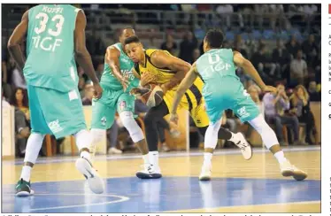  ?? (Photo Luc Boutria) ?? A l’aller, Ryan Evans et ses coéquipier­s s’étaient facilement imposés dans leur palais des sports de Toulon. C’est une toute autre histoire attend probableme­nt le HTV chez les Béarnais, toujours invaincus à domicile cette saison...