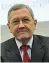  ??  ?? Il profilo Klaus Regling, 65 anni, è direttore generale dell’European Stability Mechanism (Esm). È stato ceo del fondo salva Stati Efsf