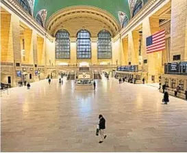  ?? (AP) ?? Vacía. La Estación Central de Nueva York, casi sin pasajeros.