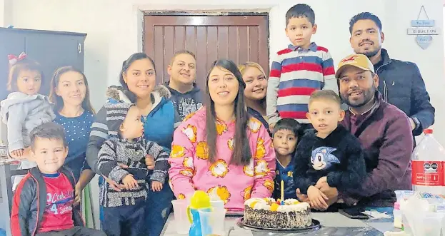  ?? YESENIA FLORES ?? El 15 de enero, la guapa Yerani Betzai Núñez Reyes, dio gracias a Dios por un año más de vida rodeada de toda su querida familia