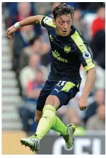  ?? GETTY IMAGES ?? Ozil: contract talks