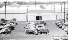  ?? LOANED PHOTO ?? THE CITY OF SAN LUIS is refinancin­g its loan to purchase and upgrade a commercial building that today houses a call center.