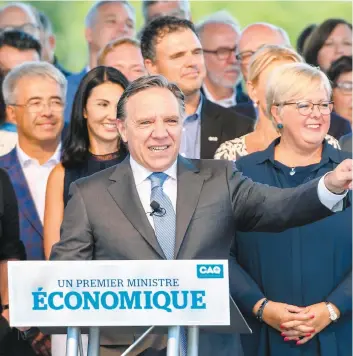  ?? PHOTO AGENCE QMI, ANDRÉANNE LEMIRE ?? François Legault s’est adressé à des membres de la Coalition avenir Québec (CAQ) et aux médias, hier, à Shawinigan.