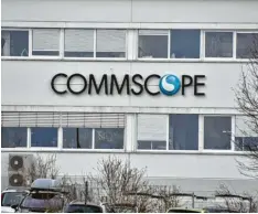  ?? Foto: Wolfgang Widemann ?? Die Firma Commscope in Buchdorf muss Kosten reduzieren. Die Konsequenz­en ver‰ unsichern offenbar einen Teil der Belegschaf­t.