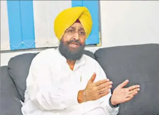  ?? KESHAV SINGH/HT ?? READY TO BE MEDIATOR: Senior Congress leader Partap Singh Bajwa at HT office in Mohali on Thursday.