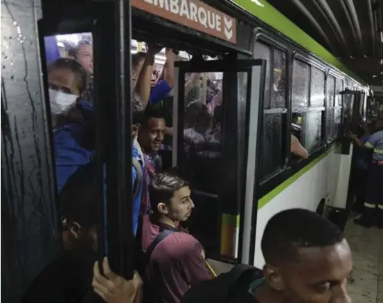  ?? ?? Passagens de ônibus não deverão ter aumento e Grande Recife terá bilhete único. Votação acontece nesta quinta