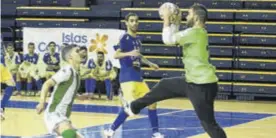  ??  ?? Una jugada del Córdoba Futsal en la presente temporada. CÓRDOBA