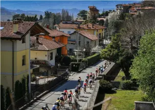  ??  ?? Trofeo Alfredo Binda loops through picturesqu­e villages in Lombardy