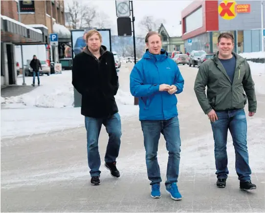  ?? FOTO: PER ARNE RENNESTRAU­M ?? Eirik Madsen, Daniel Christense­n og Odd Egil Magnussen satser stort på ølfestival­en.